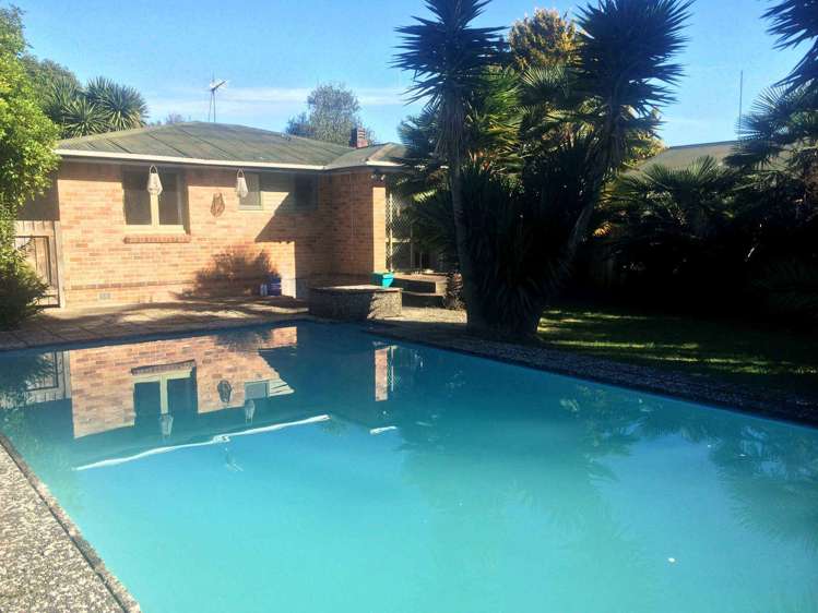 44 Tomin Road Glenview_1