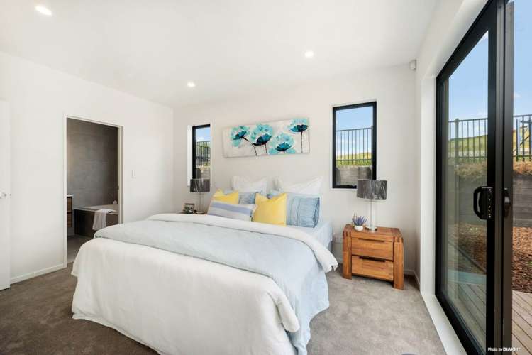 3 Fallowdown Street Wainui_12