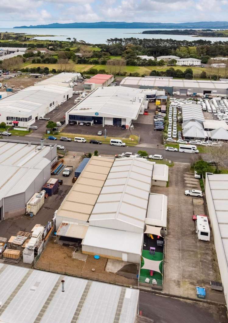 8 Aintree Avenue Mangere_2