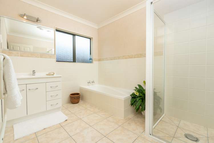 5 Maurton Place Onerahi_11