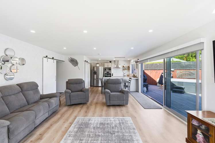 2/77 Frankleigh Street_3