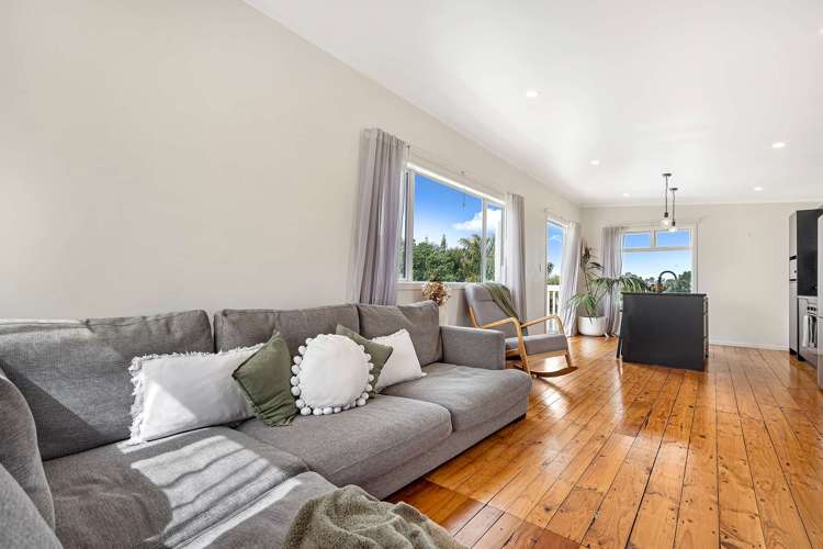 8 James McLeod Road Shelly Beach Helensville_26