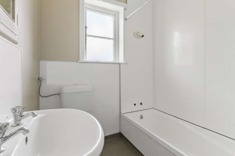 48 Walmer Road Point Chevalier_11