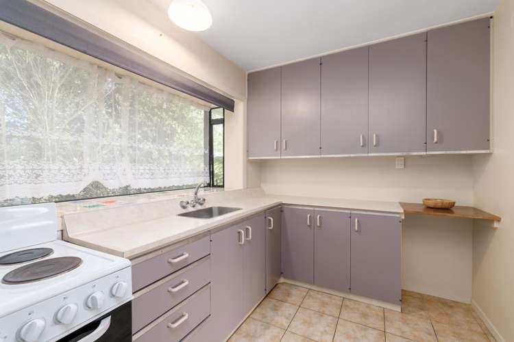 121 Gayhurst Road Dallington_1