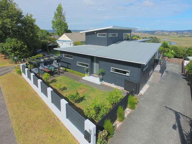 77 Garfield Road Helensville_1