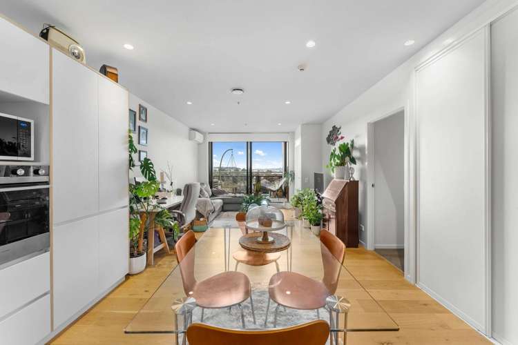 304/64 Victoria Street_0