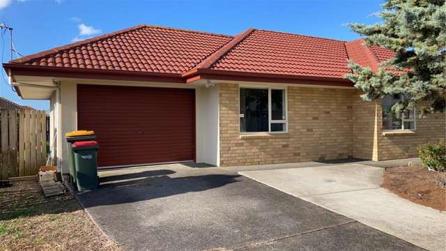 3 Bedroom Brick and Tile!