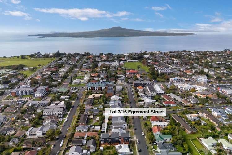 16C Egremont Street Belmont_11
