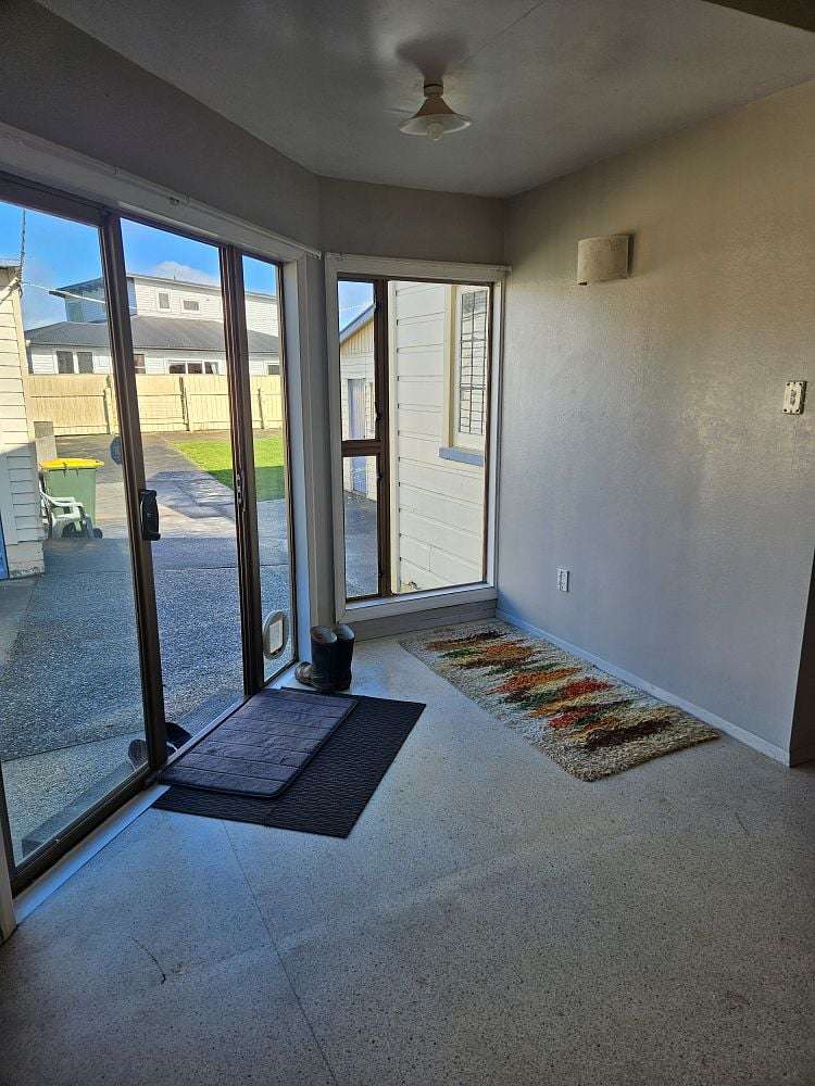 28 Trinity Avenue Epuni_21
