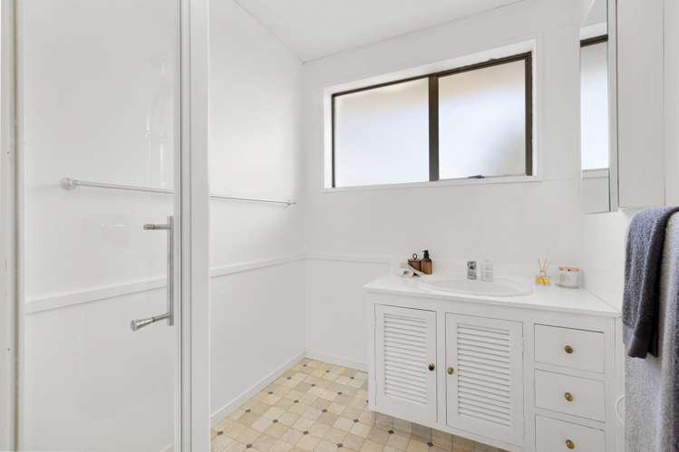 2/99 Saint Martins Road Saint Martins_13