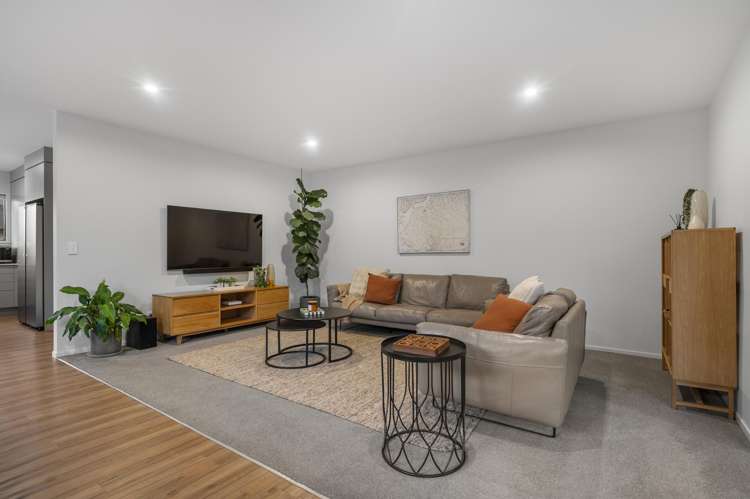51 Cotula Way_3