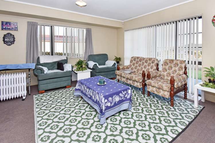 12 Fareti Place Mangere_2