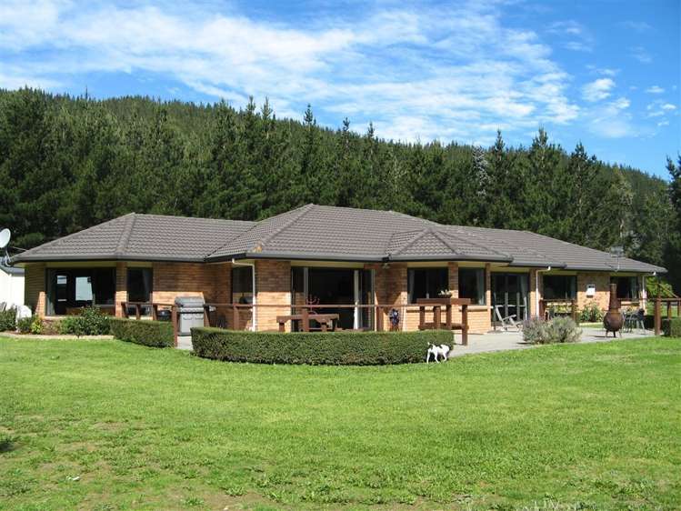 196c Wise Street Wainuiomata_18