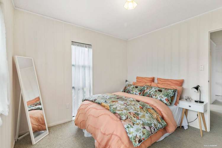 2/288 Queen Street Pukekohe_10