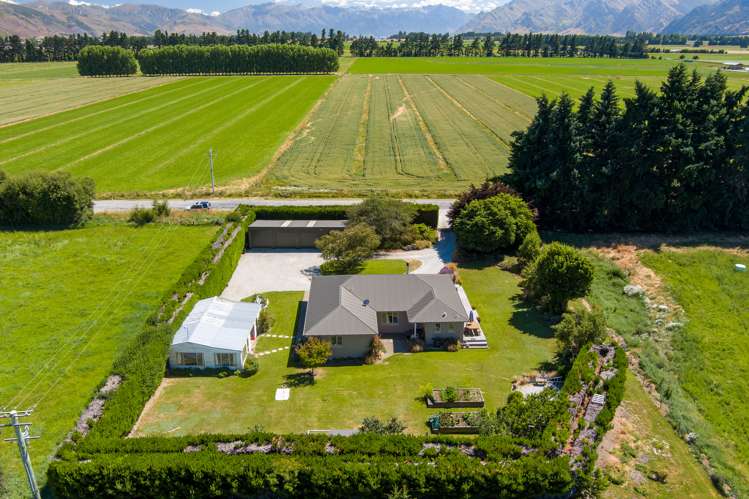 37 Domain Road Hawea Flat_31