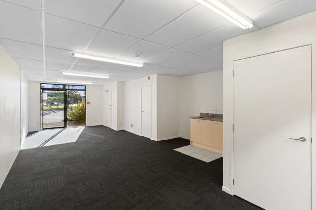 9/13 Laidlaw Way East Tamaki_2