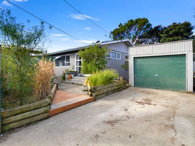 Sunny, Modern, Easy Care in Popular Tahunanui!