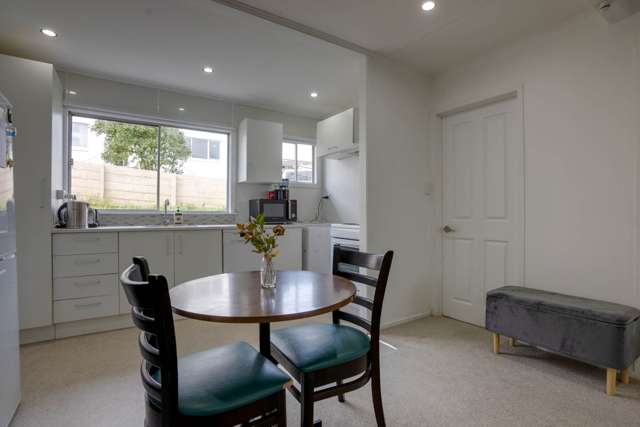 3/80 West Coast Road Glen Eden_4