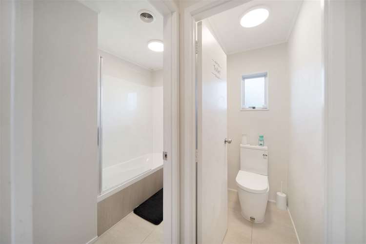 2/22 Bingara Place Favona_6