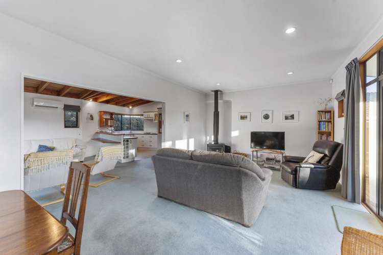 15 Boons Valley Road Waikawa_15