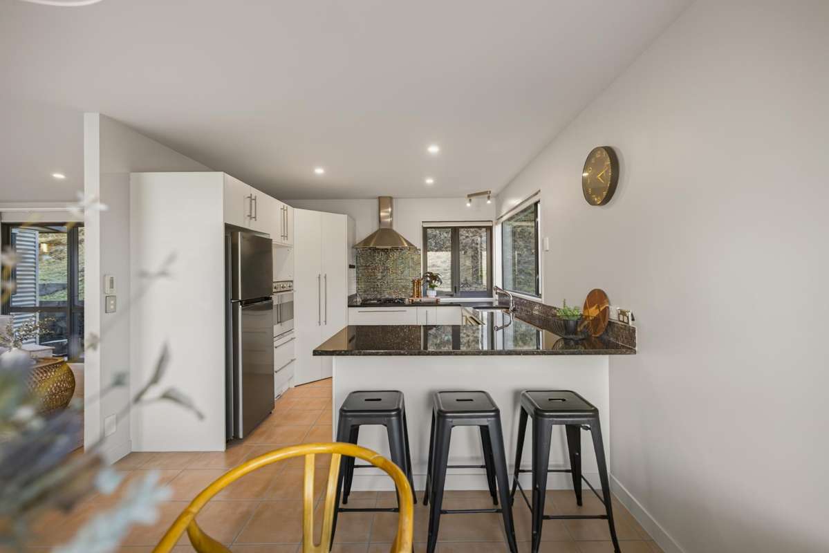 3 Annes Way, Larchwood Heights_2