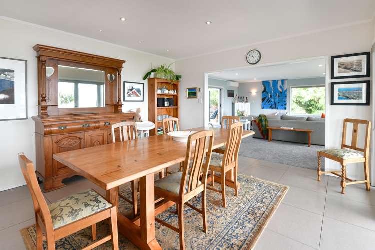 4 Claude Road Stanmore Bay_12