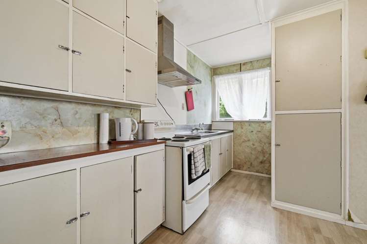 154 Clayton Road Mangakakahi_23