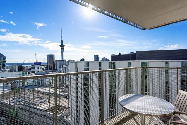 Sunny 14th-Floor Haven in the Heart of the City | Forte Apartments