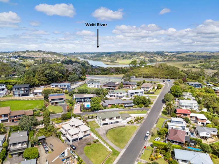 76 Marellen Drive Red Beach_23