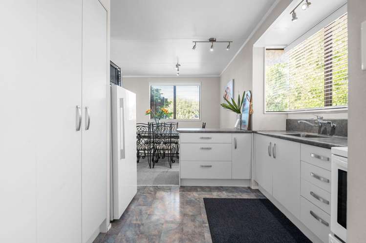 8 Bruton Place Nawton_2