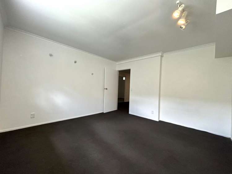 15 Ellesmere Crescent Pakuranga Heights_8