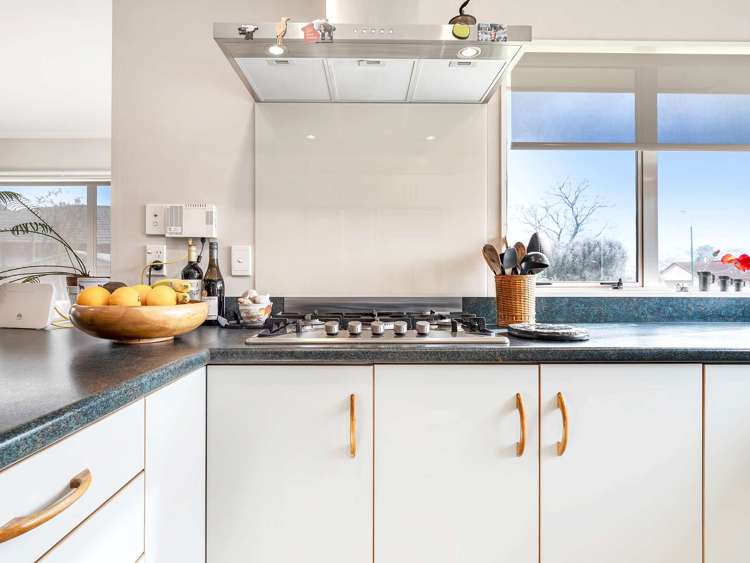 26 Duggan Drive Owhata_10