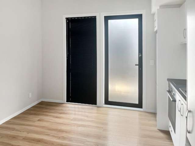 B/42 Dudley Street 10609_2