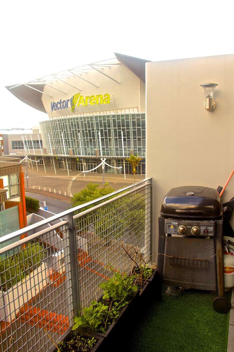 321/57 Mahuhu Crescent Auckland Central_12