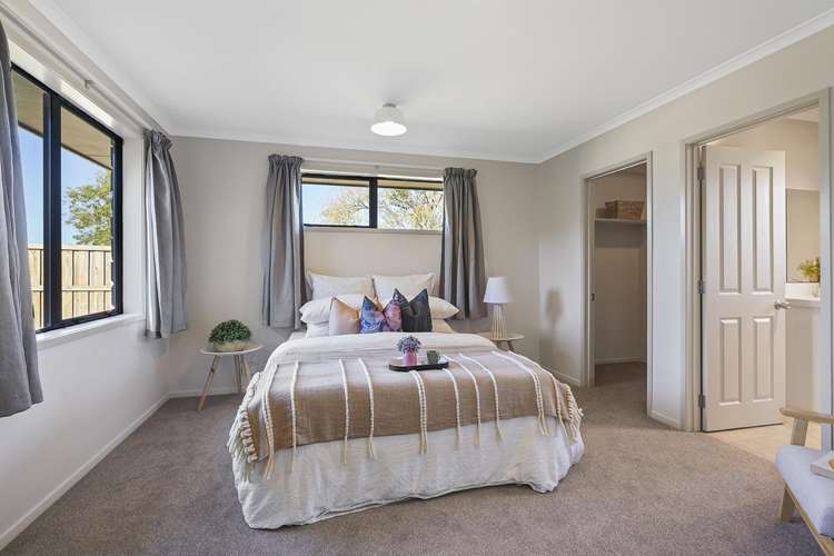 13 Bishopsworth Way Huntington_11