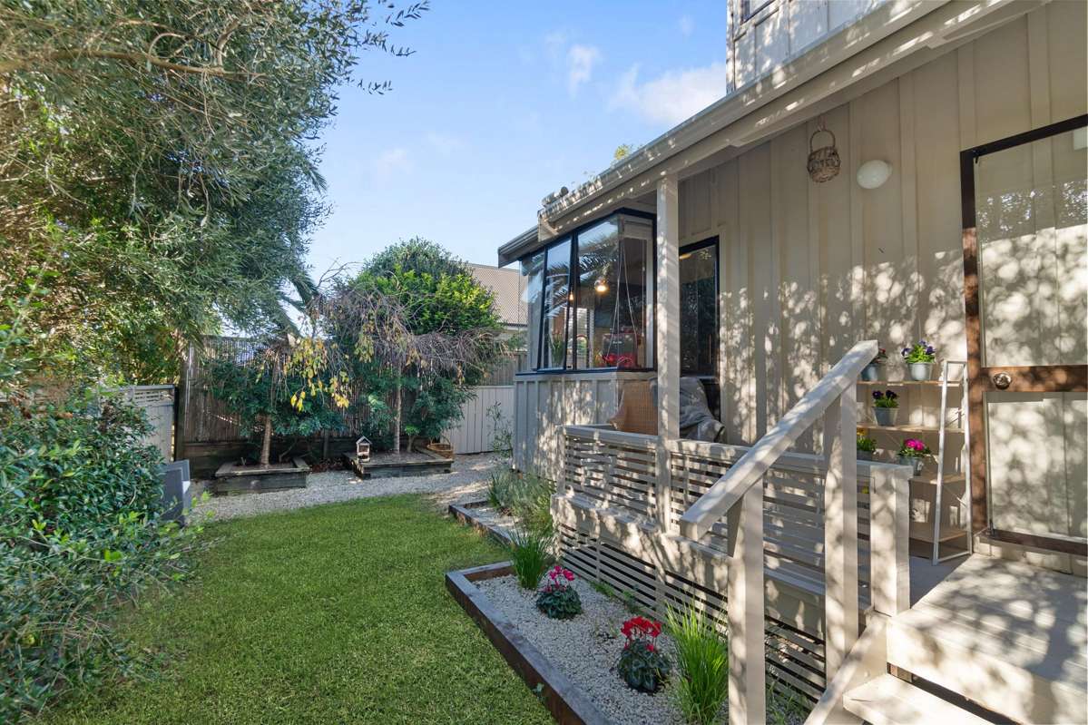 3/24 Aramoana Avenue_1
