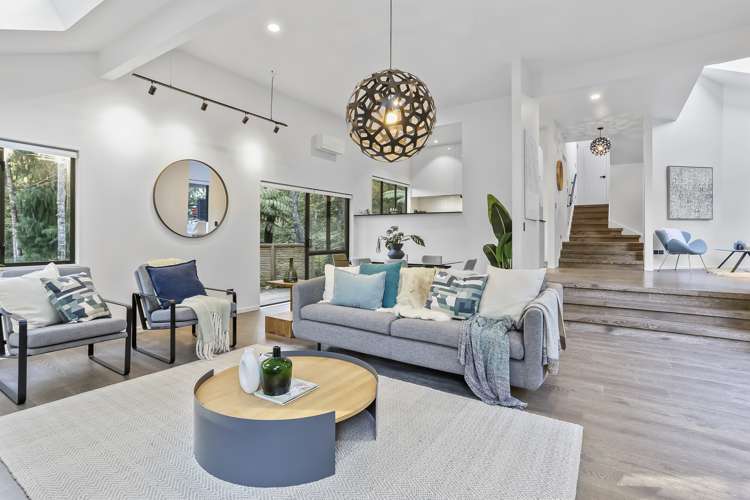 204 Godley Road Titirangi_4