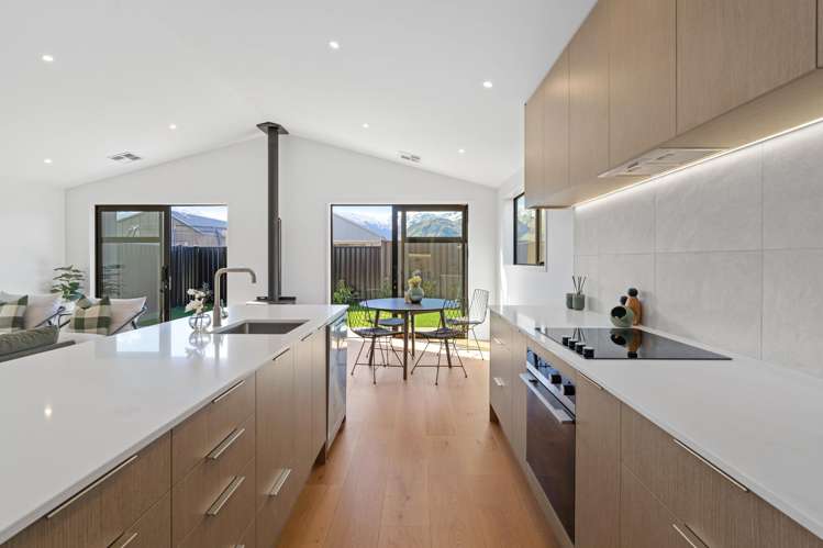 51 Gillespie Street Lake Hawea_13