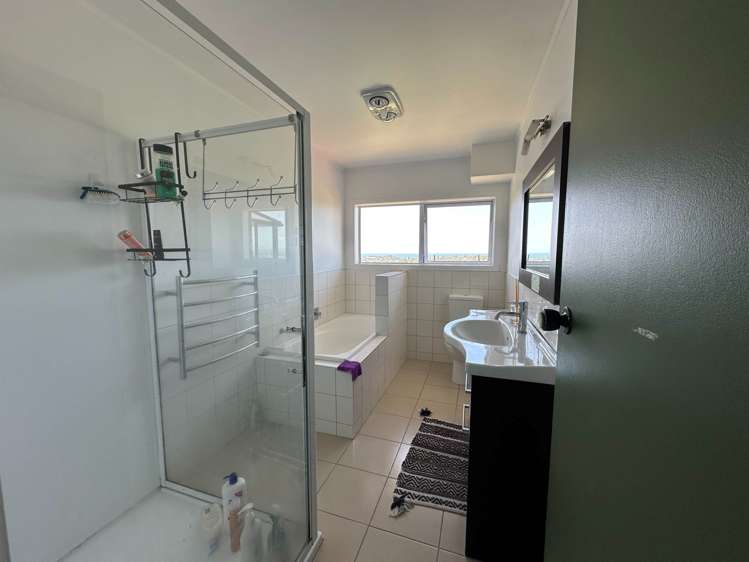 5 Panorama Court Red Beach_10