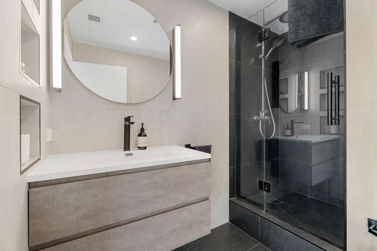 8h/205 Hobson Street Auckland Central_14