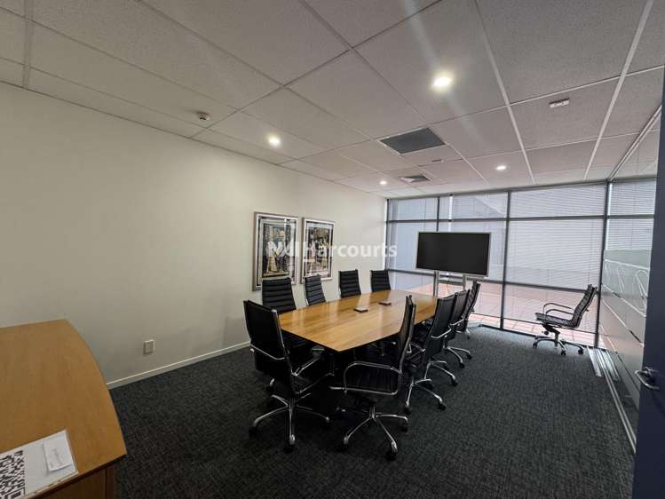 D/28 William Pickering Drive Rosedale_5