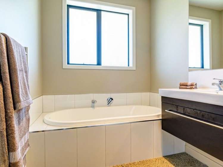 12c Kina Beach Road Tasman_8