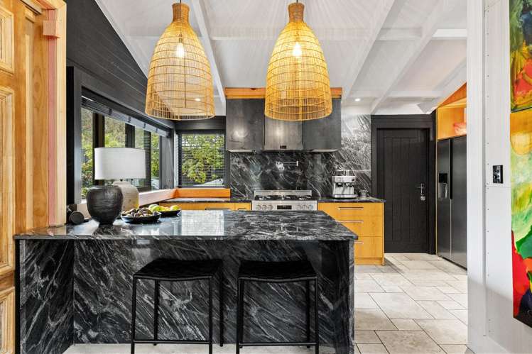 114 Taupahi Road_0