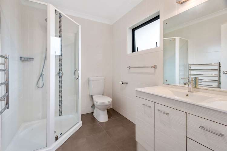 22d Shetland Street Glen Eden_8