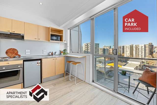 Top Floor. Reclad. >6.5% Net Return
