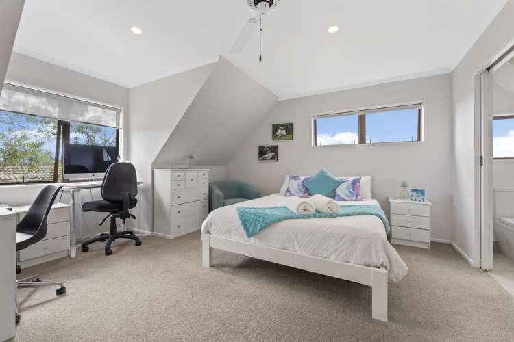 181 Amberley Avenue Highbury_9