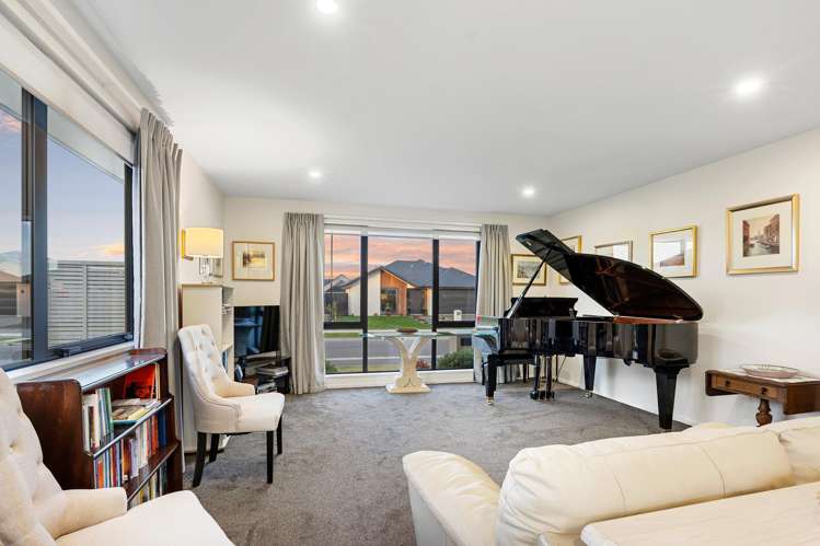 8 Hanmer Crescent_3