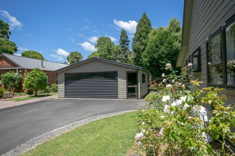 9 Eliot Place Leamington_13