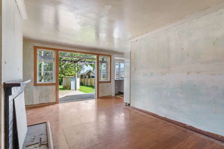 125 Titirangi Road New Lynn_10