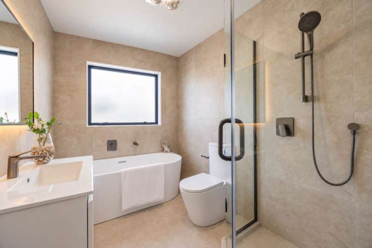 32 Ta Moko Drive Gulf Harbour_18